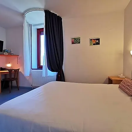 Hotell La Table Des Bons Peres