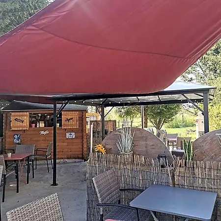 La Table Des Bons Peres 3* Bislée