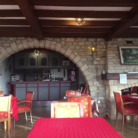 La Table Des Bons Peres Hotel Bislée