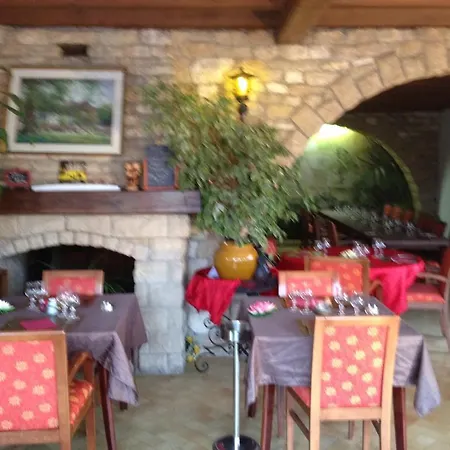 La Table Des Bons Peres Hotell
