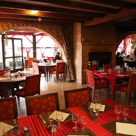 Hotell La Table Des Bons Peres 3*