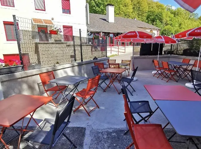 Hotel La Table Des Bons Peres 3*