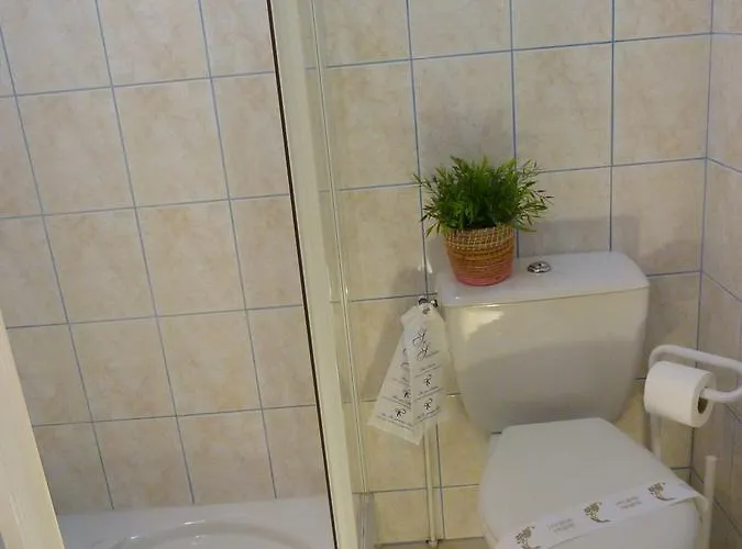 Отель La Table Des Bons Peres